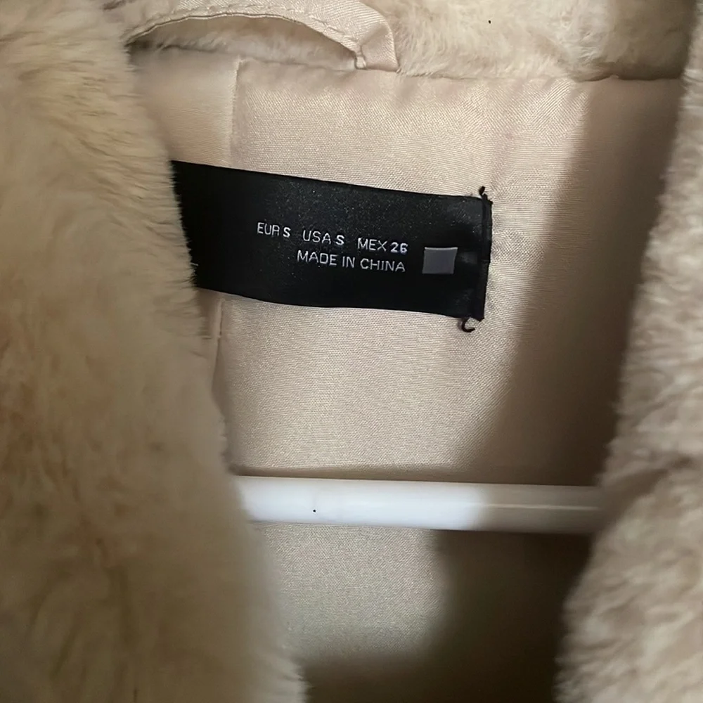 Jacket - Picture 2 of 3